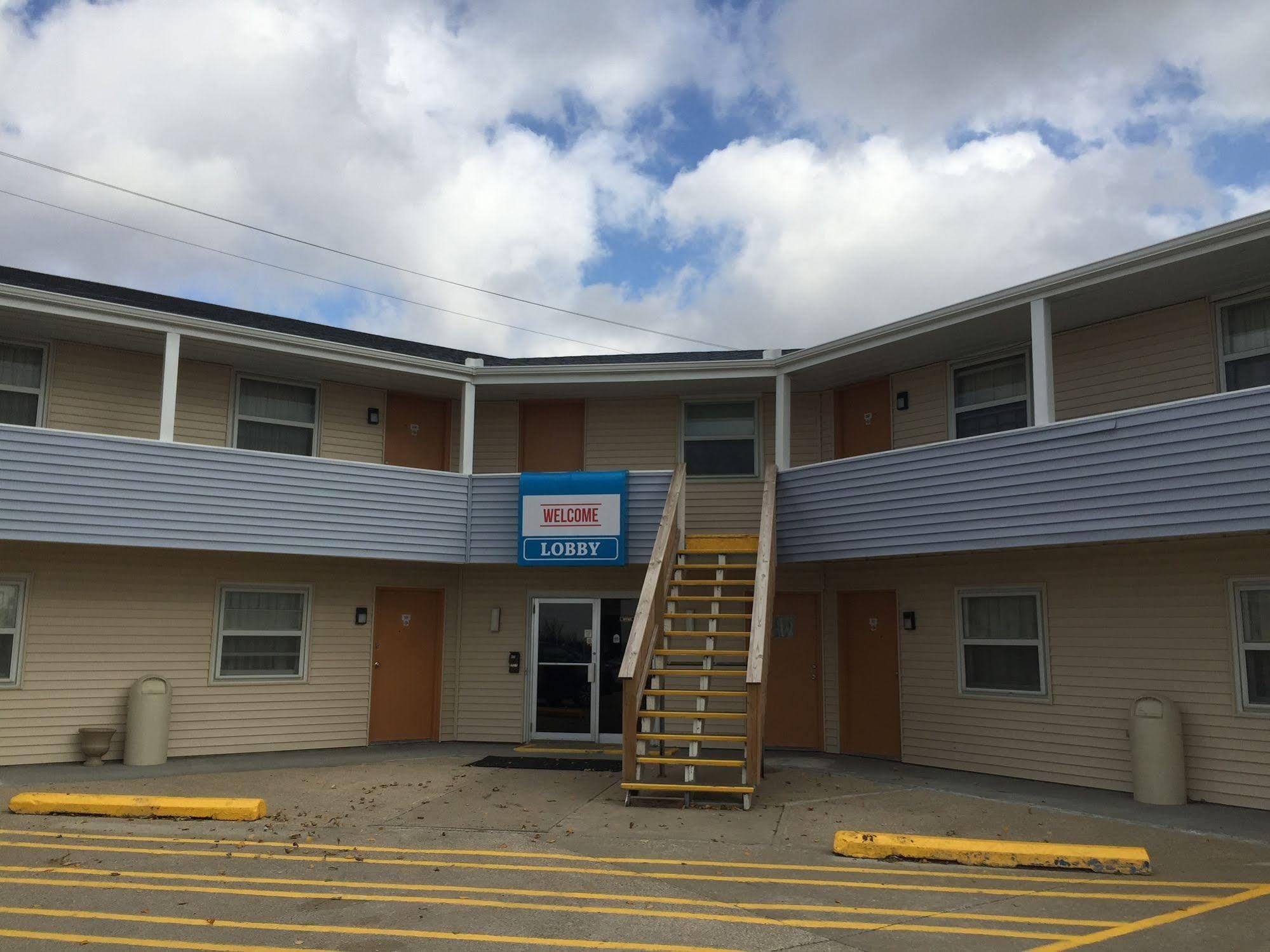 Budget Inn Adair Exterior photo